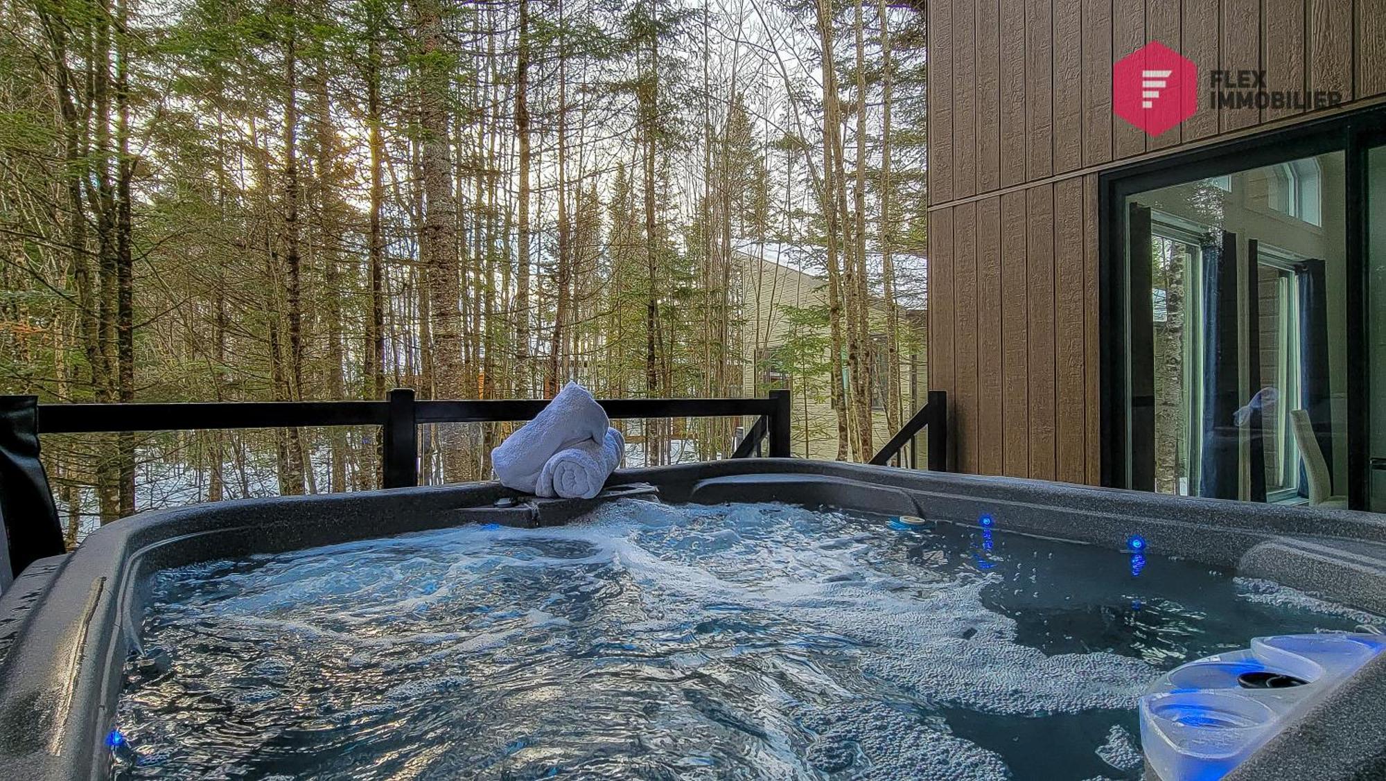 Le Bleu Bourgeois De Portneuf - Natural Elegance - Hot Tub, Sauna And Pool Pont-Rouge Exteriér fotografie